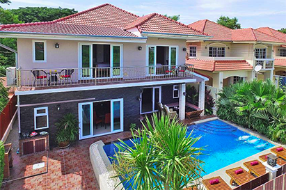 pool villa in pattaya bachelor party