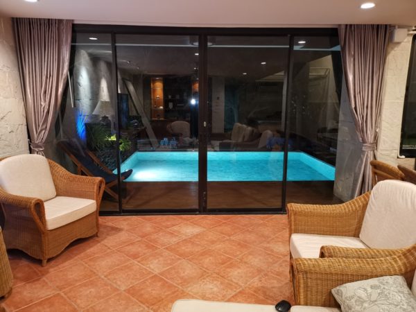 6 Bedroom Beach Front Pool Villa